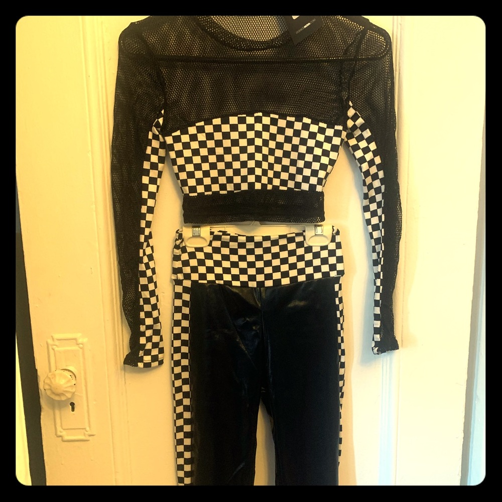 XS Black/White 2 pc Mesh Leggings Set